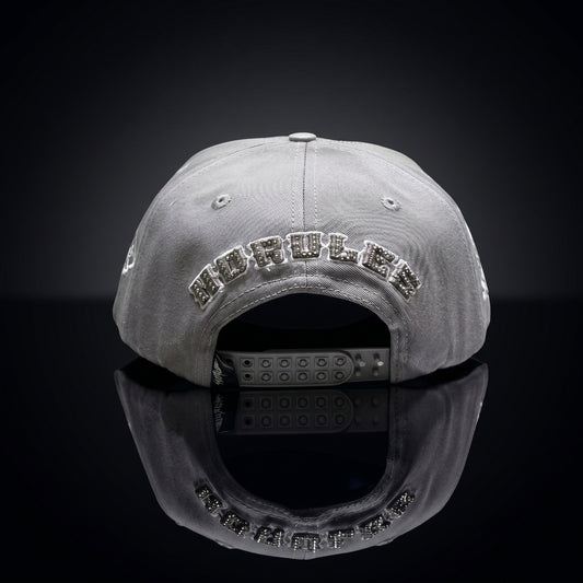 Cap Light Grey & Silver (Gorra Gris Claro y Plata)