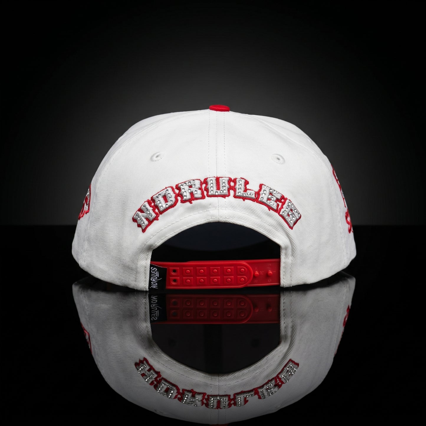 Cap White & Red (Gorra Blanco y Rojo)
