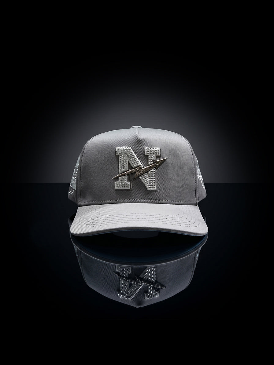 Cap Light Grey & Silver (Gorra Gris Claro y Plata)